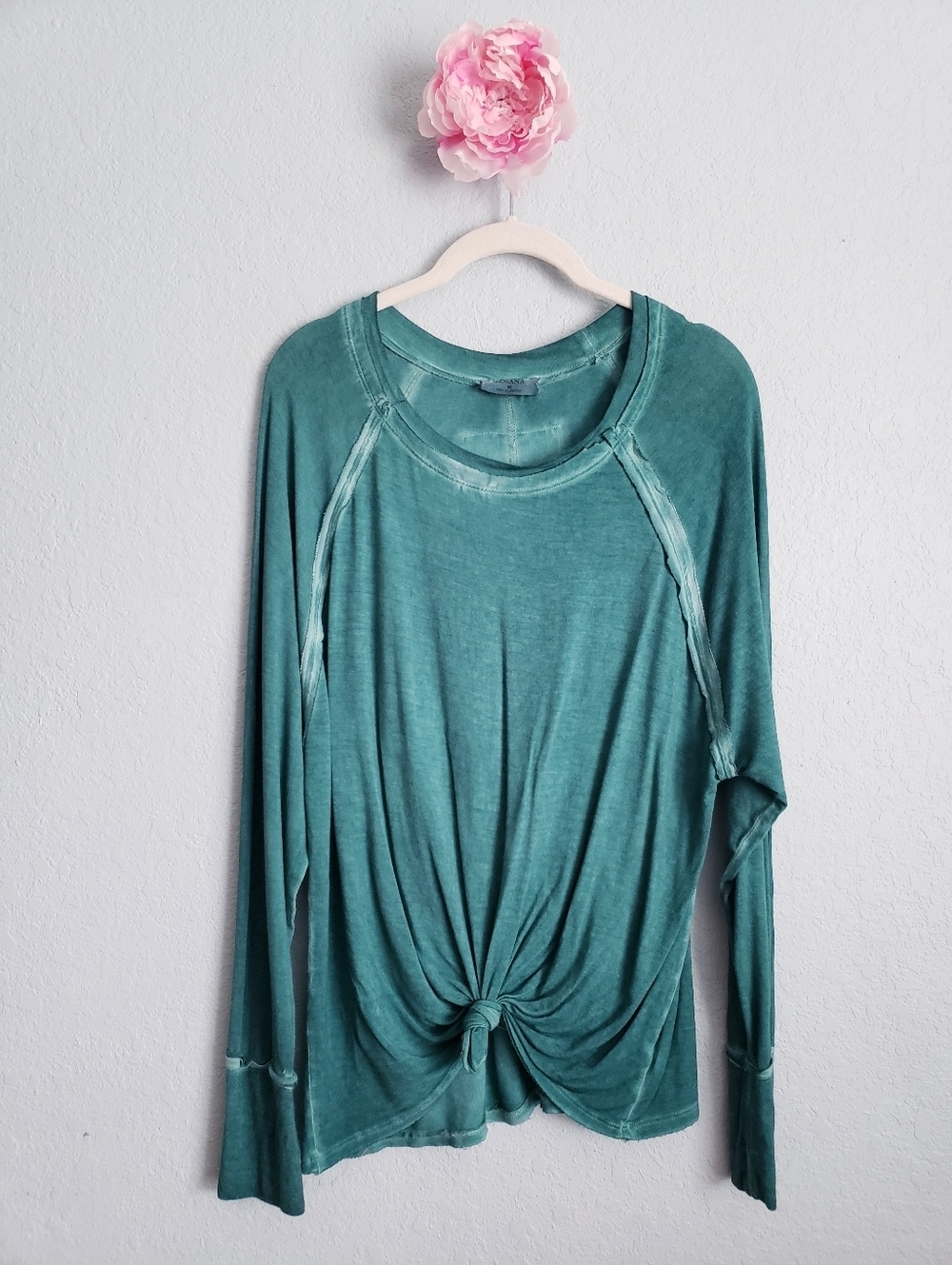 Zenana Hunter Green Acid Wash Long Sleeve Top